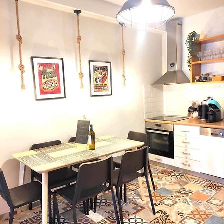 Voukamvilia Boutique Apartment Ágios Matthaíos Exteriör bild